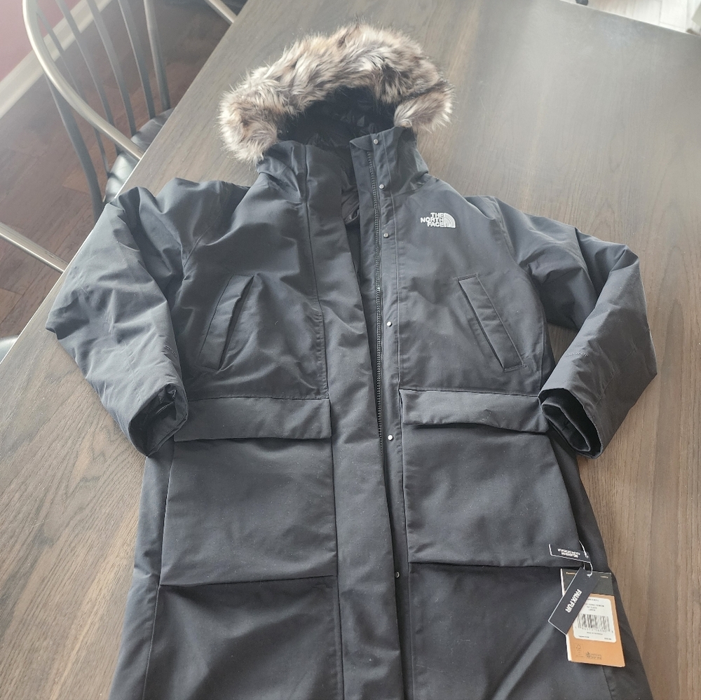 The North Face Artic Parka Premium  DRY VENT 600 Black Coat w/ Fur Trim SIZE L